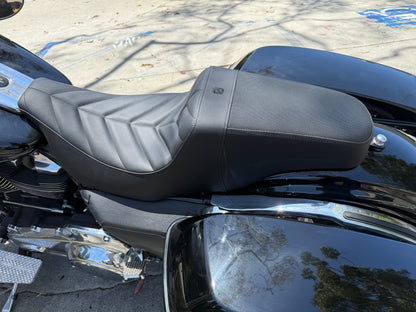 Zero Hour Chevron Step-Up Touring Seat 2008-2024