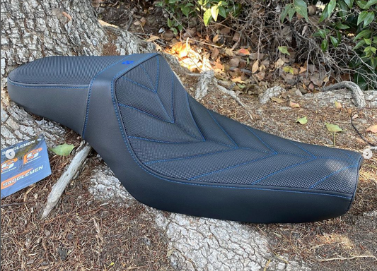 Zero Hour Chevron Step-Up Sportster Seat 2004+