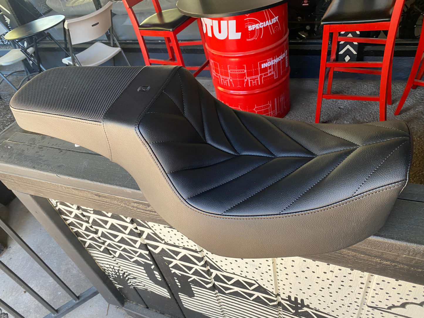 Zero Hour Chevron Step-Up Dyna Seat 2006-2017